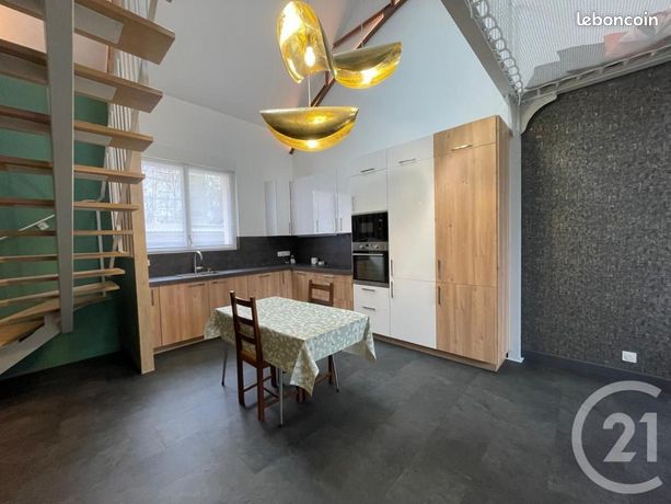 Casa de 3 dormitorios en Chalons-en-Champagne, France No. 315747