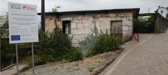 1800m² Land in Felgueiras, Portugal No. 53829 5