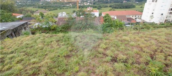 1800m² Land in Felgueiras, Portugal No. 53829 3