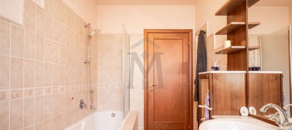 Villa de 11 habitaciónes en Viano, Italy No. 289747 26