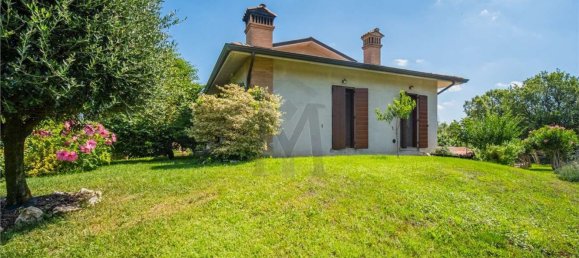 Villa de 11 habitaciónes en Viano, Italy No. 289747 4