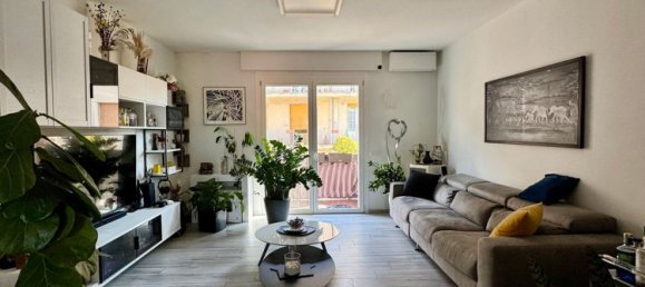 4 bedrooms Apartment in Florence, Italy No. 372311 2