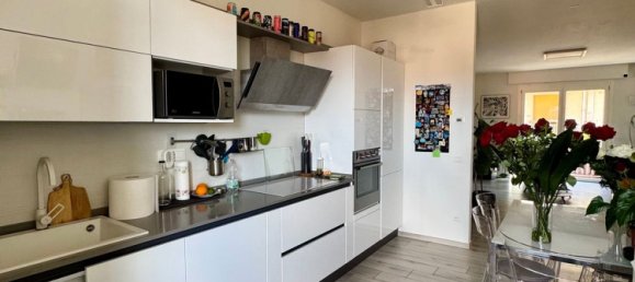 4 bedrooms Apartment in Florence, Italy No. 372311 15