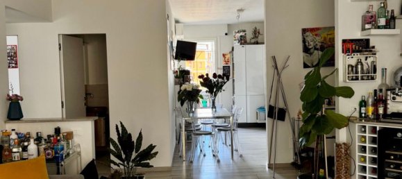 4 bedrooms Apartment in Florence, Italy No. 372311 4