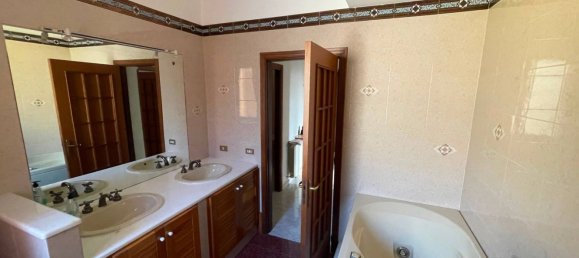 Квартира с 4 спальнями в Сиракузы, Италия № 331865 15