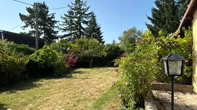  Parking in Dobling, Austria No. 217976