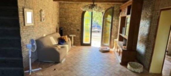 117870m² Commercial property in Ferrara, Italy No. 306859 9