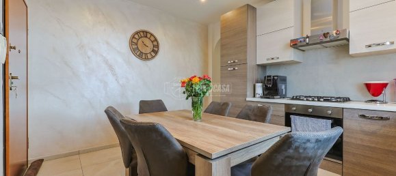 3-salle Appartement à Bologna, Italy No. 147274 16