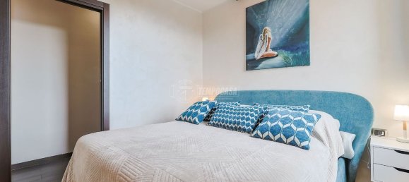 3-salle Appartement à Bologna, Italy No. 147274 5