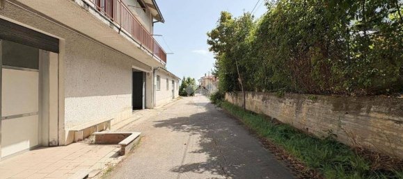 9 chambres Villa à Lanciano, Italy No. 372855 40