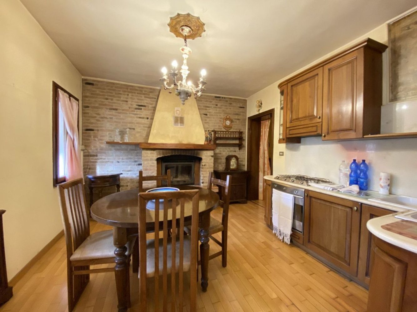 4 bedrooms House in Legnaro, Italy No. 383626