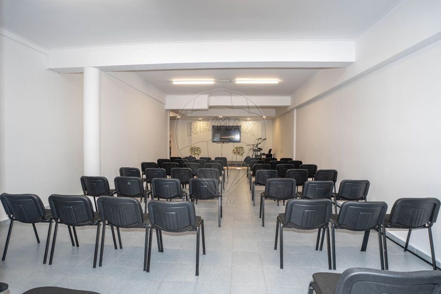 Gewerbliche Immobilie in Sintra, Portugal 316m², Nr. 66855