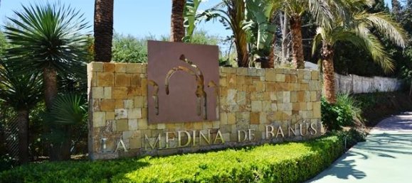 2 bedrooms Apartment in Marbella, Spain No. 70399 2