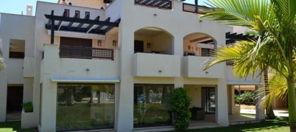 2 bedrooms Apartment in Marbella, Spain No. 70399 3