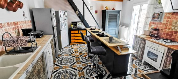 Adosado de 5 dormitorios en Vinon-sur-Verdon, France No. 349150 8