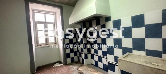 9 bedrooms Building in Coimbra, Portugal No. 163893 8