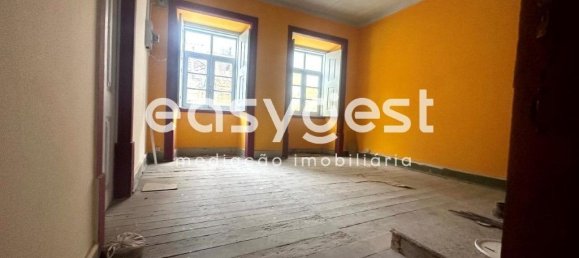 9 bedrooms Building in Coimbra, Portugal No. 163893 3