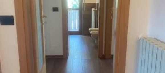 Квартира с 3 спальнями в Сондрио, Италия № 197149 6