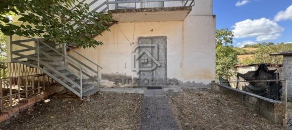 6 bedrooms House in Grottaminarda, Italy No. 262099 6