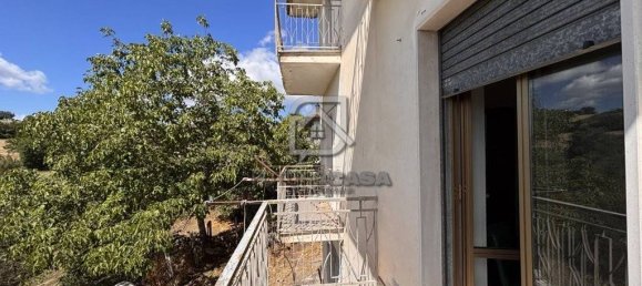 6 bedrooms House in Grottaminarda, Italy No. 262099 20