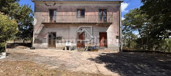 6 bedrooms House in Grottaminarda, Italy No. 262099 40