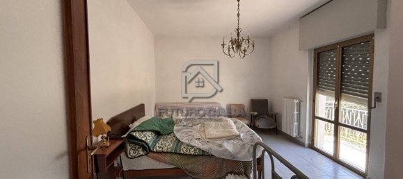 6 bedrooms House in Grottaminarda, Italy No. 262099 32