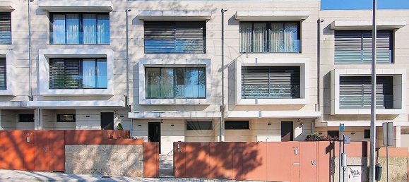 5 Schlafzimmer Haus in Porto, Portugal, Nr. 22155 2