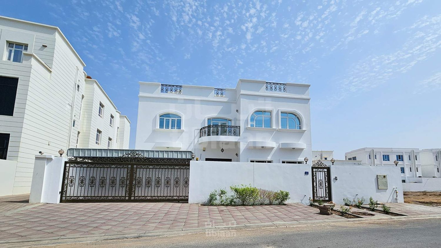 4 bedrooms Villa in Muscat, Oman No. 502
