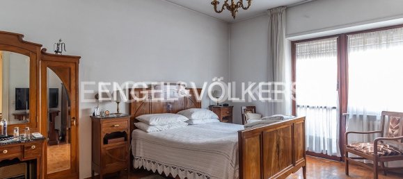 Квартира с 3 спальнями в Рим, Италия № 132172 4