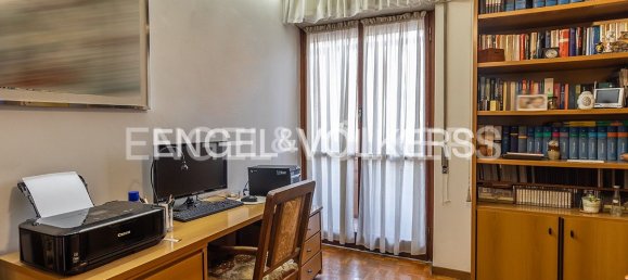 Квартира с 3 спальнями в Рим, Италия № 132172 6