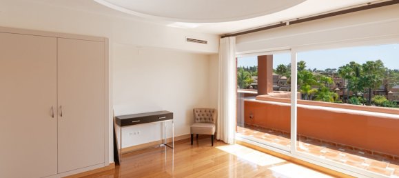 3 Schlafzimmer Penthouse in Marbella, Spain, Nr. 141264 12