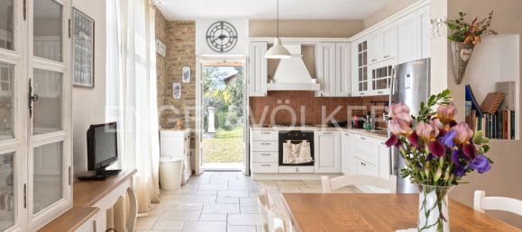 5 bedrooms House in Rocchetta Palafea, Italy No. 273020 3