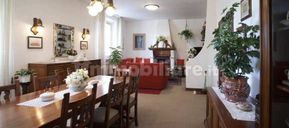 4 bedrooms Villa in Montepulciano, Italy No. 115610 8