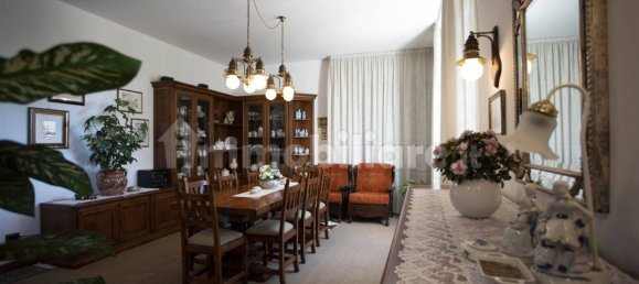 4 bedrooms Villa in Montepulciano, Italy No. 115610 10