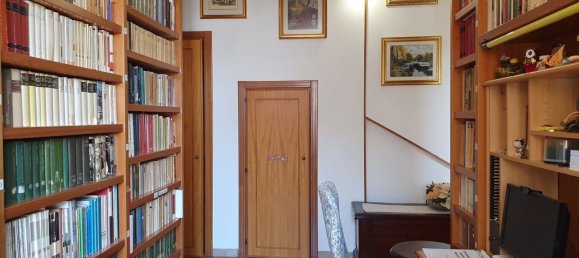 8 rooms House in Cavallino, Italy No. 27978 17