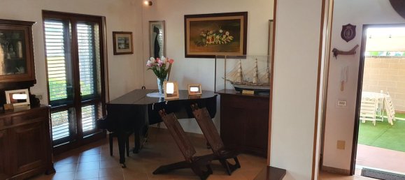 8 rooms House in Cavallino, Italy No. 27978 13