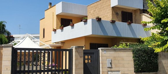 8 rooms House in Cavallino, Italy No. 27978 3