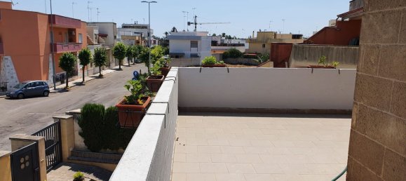 8 rooms House in Cavallino, Italy No. 27978 37