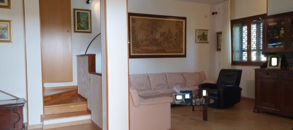 8 rooms House in Cavallino, Italy No. 27978 12