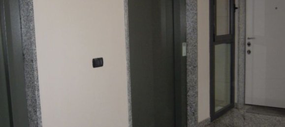 Apartamento de 3 habitaciónes en Milan, Italy No. 244718 36