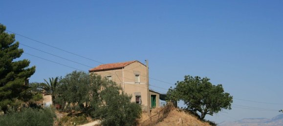 4 rooms Villa in San Cataldo, Italy No. 123641 10
