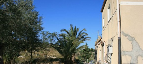 4 rooms Villa in San Cataldo, Italy No. 123641 6