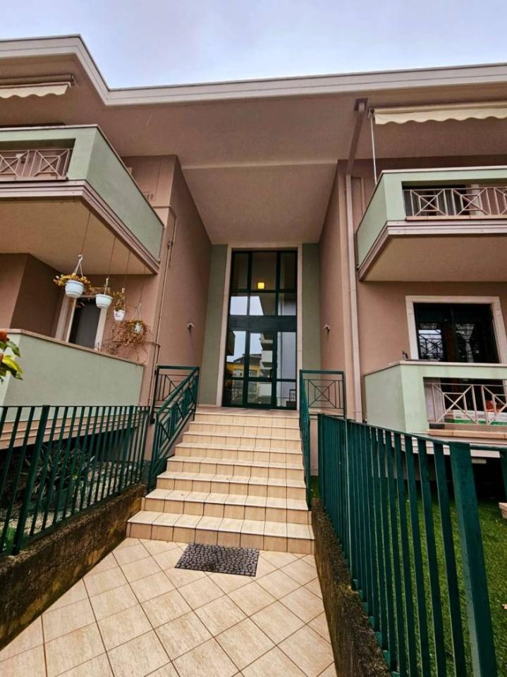 5-Zimmer Wohnung in Desenzano del Garda, Italy, Nr. 40270