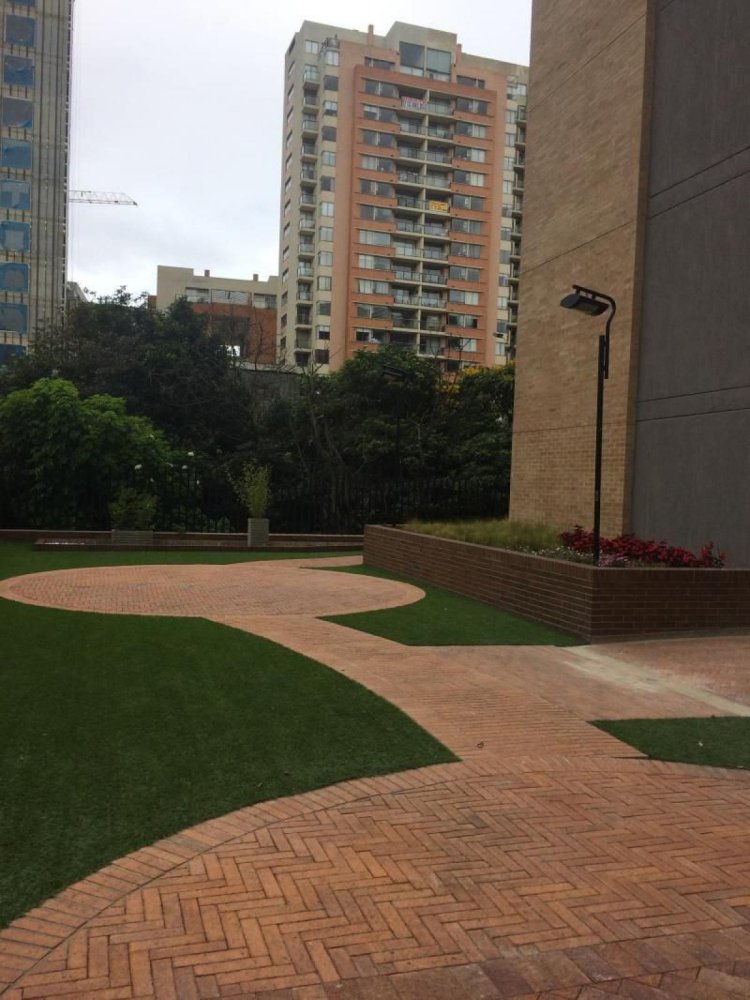 Casa de 3 dormitorios en Bogotá, Colombia No. 13572