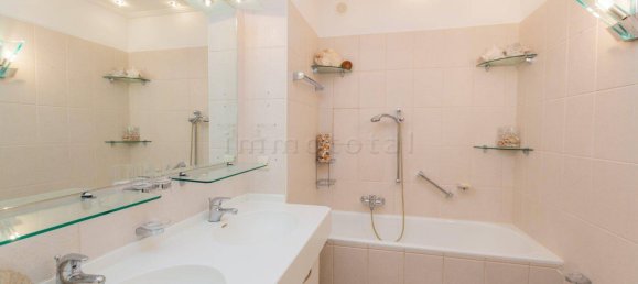 Квартира с 5 комнатами в Хитцинг, Австрия № 189638 13