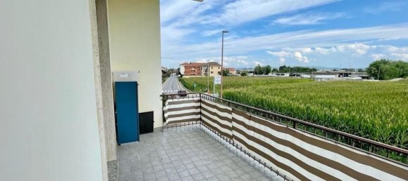 3 rooms Apartment in Bra, Italy No. 15815 26