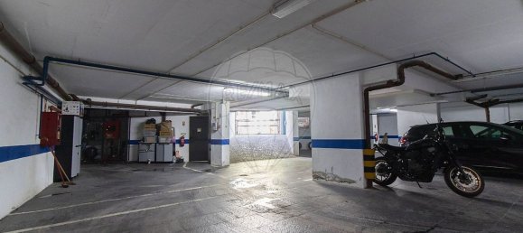 3 bedrooms Apartment in Lisbon, Portugal No. 128895 23