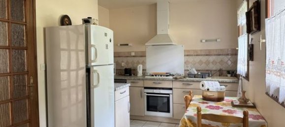 3 bedrooms House in Correze, France No. 309988 4