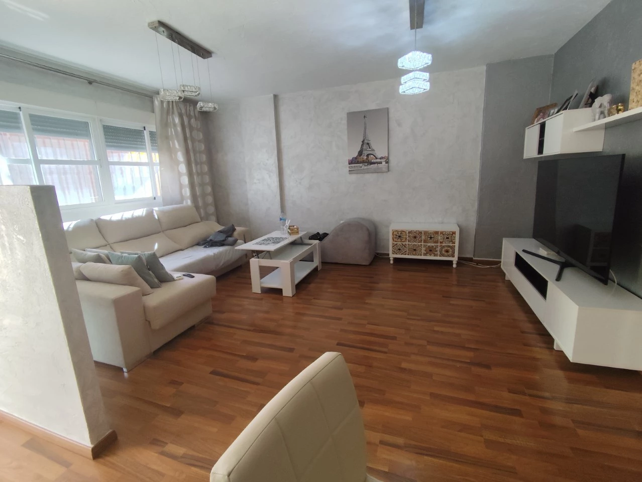 Дуплекс с 3 спальнями в Льяно де Брухас, Испания № 260565