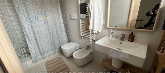 11-salle Maison à Rome, Italy No. 31357 16